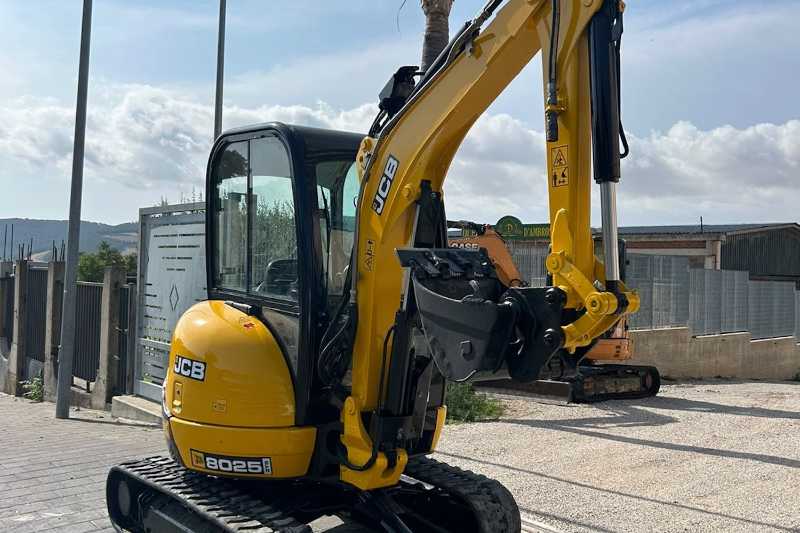 OmecoHub - Immagine JCB 8025ZTS